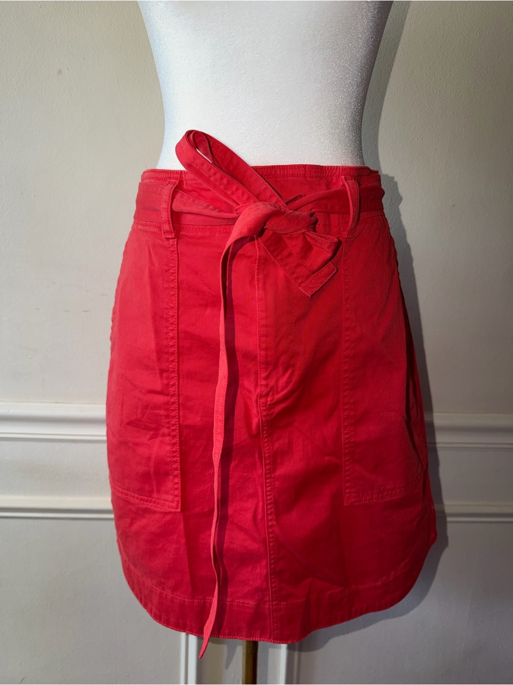 GAP Red Tie-Waist Mini Skirt size 6